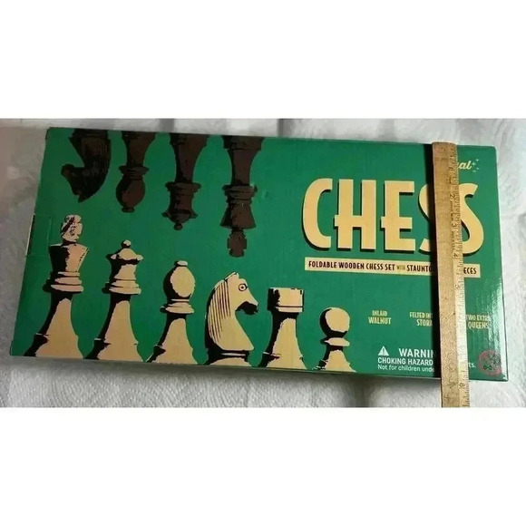COPY - Wooden Chess Set - 2 Extra Queens, Folding Board Regal Games 15 Inch NEW… - Picture 6 of 8